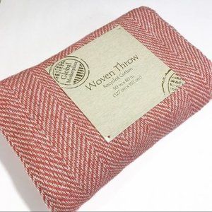 GLOBAL MARKETPLACE Woven Throw In Red